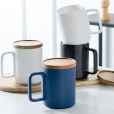 CERAMIC MUG WITH WOODEN LID